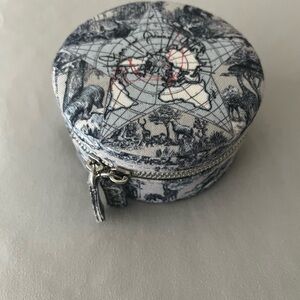 Dior Beauty Member Gifted Zippered Jewelry Pouch